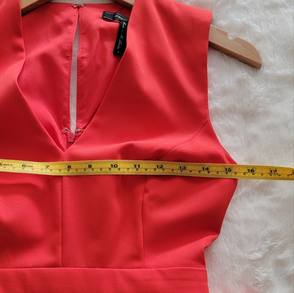 NWT BCBGMaxAzria mini dress, size 0 - Picture 11 of 16